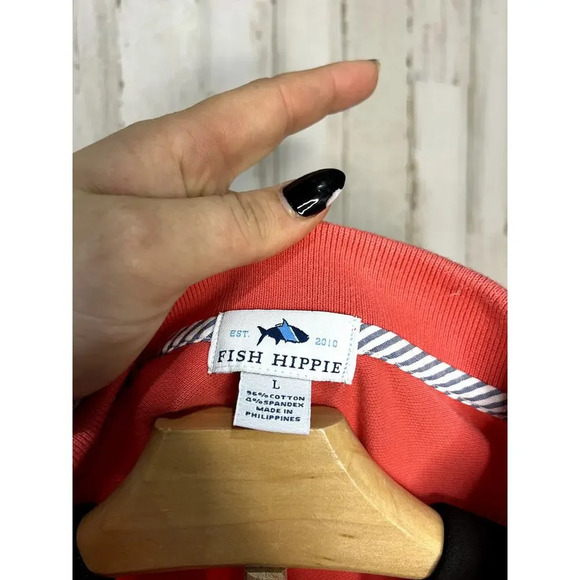 Fish Hippie Men's Polo Shirt Coral Size Large Embroidered Logo Classic Collar‎ - Picture 3 of 4